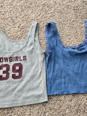 Lot of 3 junior girls kids tanks M